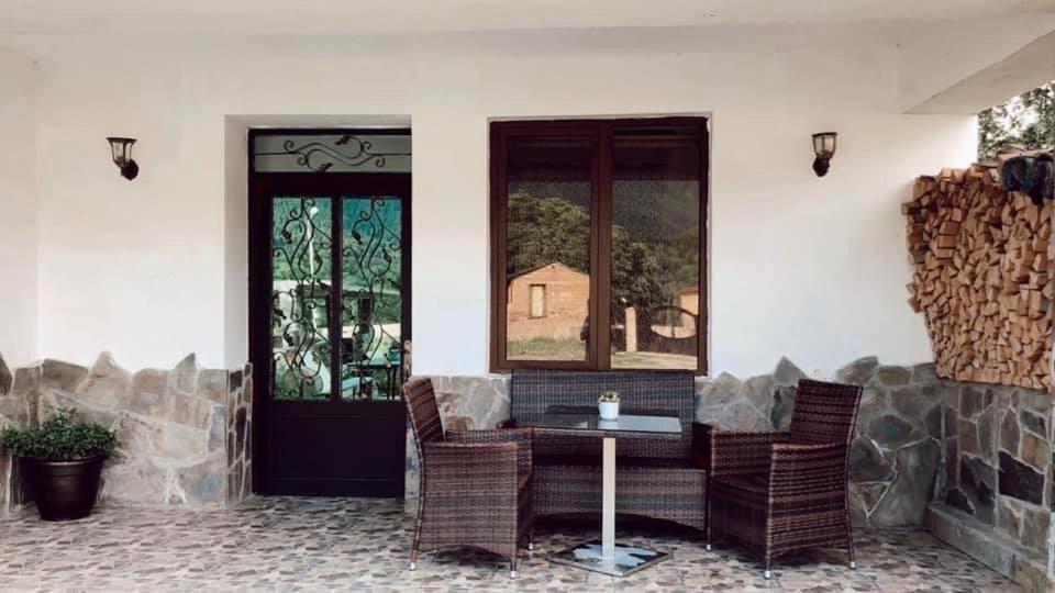 Laghami Guest House メスティア エクステリア 写真